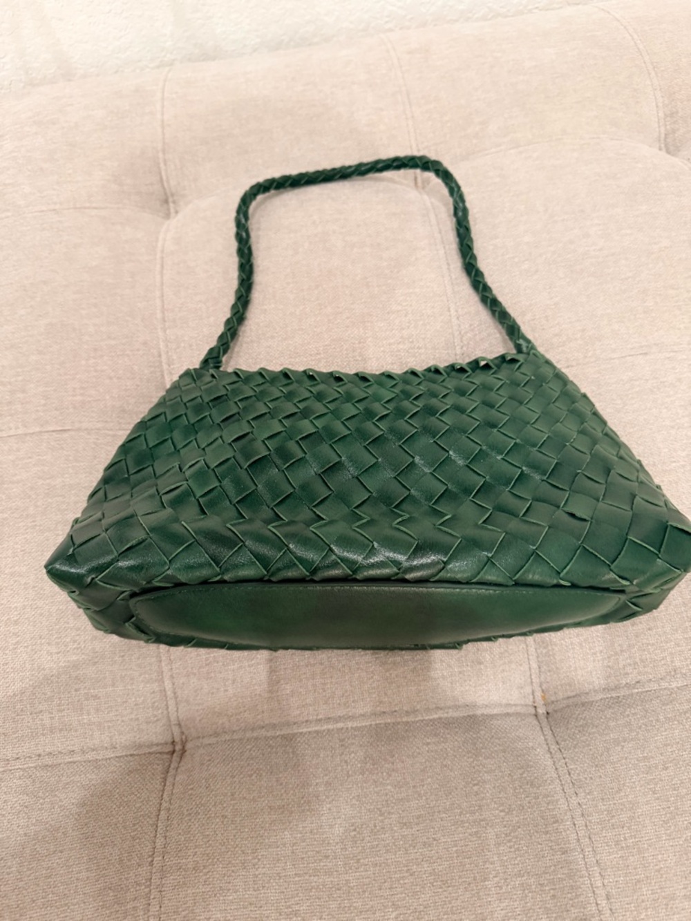 Hand-woven Leather Shoulder Bag for Women/ Dark Green - Picture 4 of 6